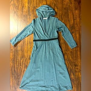 Ibex, xs knee length dress with long sleeves